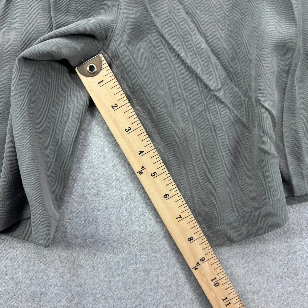 Tommy Bahama Shorts Mens 35 Gray 100% Silk‎ Pleated Herringbone Luxury *FLAW
